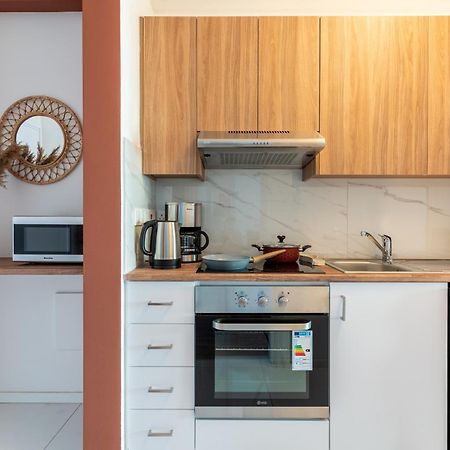 Arion 1-Bedroom Apartment In Larnaca Bagian luar foto